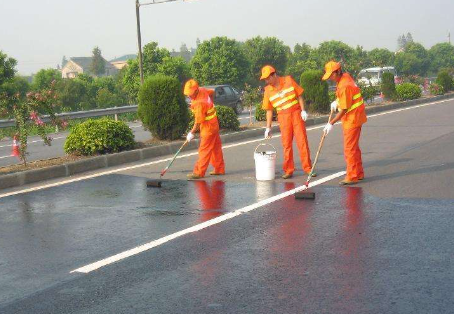 巴彦淖尔 彩色路面喷漆维修改色的使用寿命有多长？